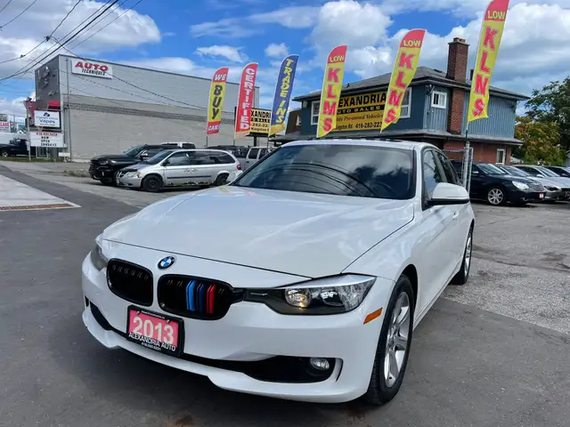 2013 BMW 3 Series 4dr Sdn 328i xDrive AWD