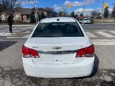 2016 Chevrolet Cruze Limited 4dr Sdn LT w/1LT - Photo 8