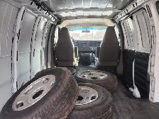 2018 Chevrolet Express Cargo Van RWD 3500 155' Extended Wheel Ba - Photo 25