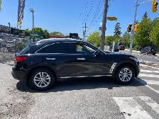 2011 Infiniti FX35 AWD 4dr - Photo 11