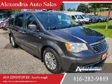 2014 Chrysler Town & Country Touring w/Leather - Photo 8