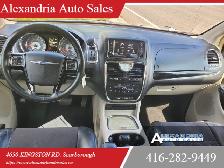2014 Chrysler Town & Country Touring w/Leather - Photo 10