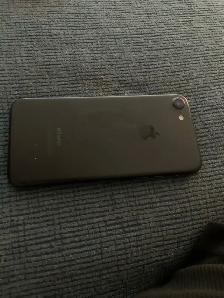 Black Iphone 7 64 gb unlocked like new 10/10