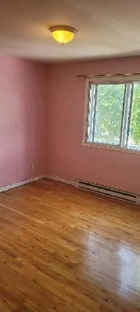 5 1/2 FOR RENT, available immediately - Photo 3