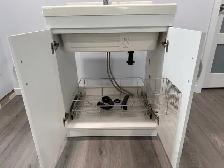 Utility Sink - Photo 5