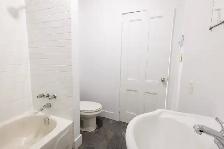 Newly Renovated 2-Bedroom Apartment for Rent – 9 Victoria St., T - Photo 7