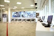 High-Definition 4K Security Cameras with Integrated Alarm System - Photo 4