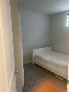 2 bedrooms basement for rent - Photo 7