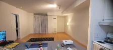 1 bedroom   den to rent - Photo 2