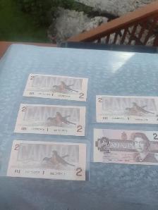 1986 Bank of Canada $2 Bills 9 unc consecutive serial numbers