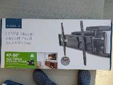 Full Motion TV Wall Mount 47-80' - Photo 2