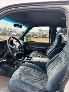 1997 Chev 3500 HD Flat deck - Photo 6