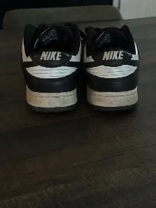 Nike Low Panda Dunks - Photo 3