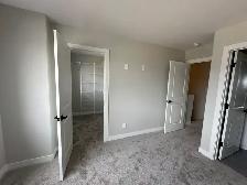 Newly Built Townhome! Rare rental in PENHOLD! 3 bed, 2.5 bath! - Photo 13