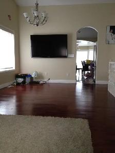 Rutland UBCO room for rent $700 everything included! September 1 - Photo 2