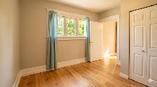 (DOWNTOWN) Charming 2-Bedroom Apartment, Quiet! Furnished! - Photo 3