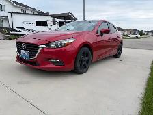 2018 Mazda 3 GX SKY