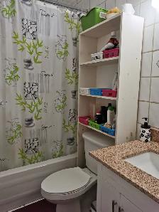 Fully furnished room available at Eglinton & Fon Mills - Photo 6