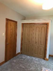 GORGEOUS Main Floor Suite for Rent - Photo 8