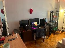 Room for rent in clean condo - Photo 3
