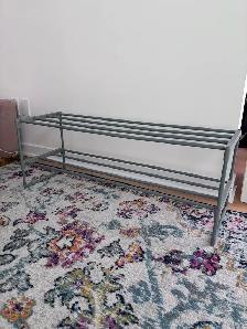 Shoe Rack / Étagère à chaussures