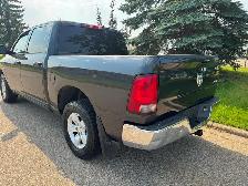 2017 Ram 1500 4WD Crew Cab - 195K - HEMI - RUNS GREAT - Photo 3