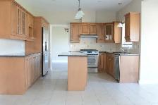 4 BEDROOM HOME AVAILABLE FOR RENT IN ST. CATHARINES! - Photo 4
