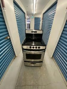 GE STAINLESS STEEL ELECTRIC STOVE - Photo 9