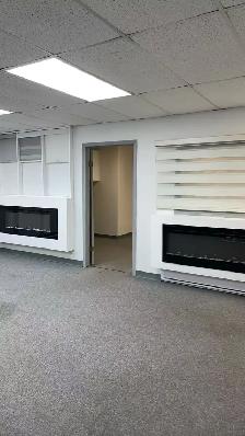 Practical Studio Space | Open Workspace   3 Private Offices - Photo 3