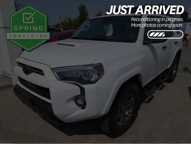 2021 Toyota 4Runner WELL MAINTAINED, CROSSBARS, ROOFTOP CARGO...