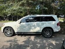 GL 350 well maintained 7 seater Suv for sale with safety. - Photo 2