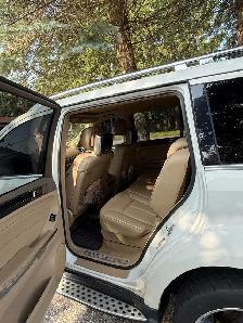 GL 350 well maintained 7 seater Suv for sale with safety. - Photo 6