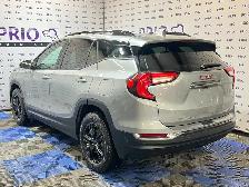 2024 GMC Terrain - Photo 3