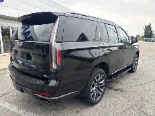 2023 Cadillac Escalade Sport Sport, Adaptive Cruise, Loaded! - Photo 10