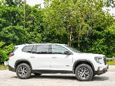 2026 GMC Acadia AT4- Luxury Pkg - Wireless Charging - Photo 5