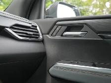 2026 GMC Acadia AT4- Luxury Pkg - Wireless Charging - Photo 40