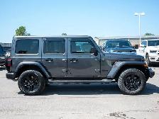 2022 Jeep Wrangler Unlimited Sahara Altitude - Premium Sound - Photo 9