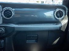 2022 Jeep Wrangler Unlimited Sahara Altitude - Premium Sound - Photo 35