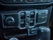 2022 Jeep Wrangler Unlimited Sahara Altitude - Premium Sound - Photo 40