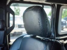2022 Jeep Wrangler Unlimited Sahara Altitude - Premium Sound - Photo 43