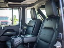 2022 Jeep Wrangler Unlimited Sahara Altitude - Premium Sound - Photo 45