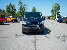 2016 Ford Transit Wagon T150 - Auxiliary Audio Input - Photo 3