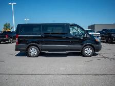 2016 Ford Transit Wagon T150 - Auxiliary Audio Input - Photo 9