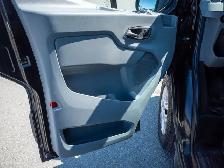 2016 Ford Transit Wagon T150 - Auxiliary Audio Input - Photo 21