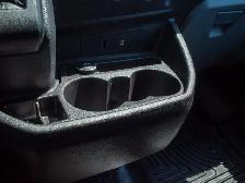 2016 Ford Transit Wagon T150 - Auxiliary Audio Input - Photo 33
