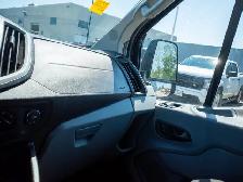 2016 Ford Transit Wagon T150 - Auxiliary Audio Input - Photo 34
