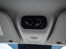 2016 Ford Transit Wagon T150 - Auxiliary Audio Input - Photo 35