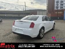 2021 Chrysler 300 Touring - Photo 5