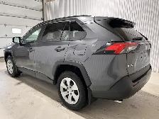 Toyota RAV4 LE TI 2021 à vendre - Photo 8
