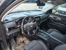 2019 Chevrolet Traverse LT V6 AWD | 7 Passenger Seating - Photo 2